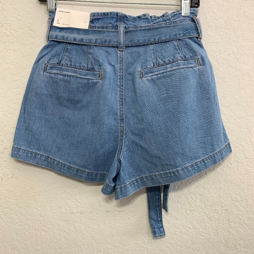 American Eagle Womens Size  26W/2 Super High Rise Denim Mom Short NWT! - Picture 8 of 16